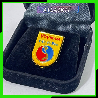 HUY HIỆU VOVINAM MẠ VÀNG | Huy hiệu Vovinam, Phù hiệu Vovinam cài áo mạ vàng cao cấp AILAIKIT