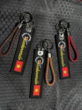 Móc khóa vải Taekwondo | Móc khóa Taekwondo vải thêu cao cấp ailaikit